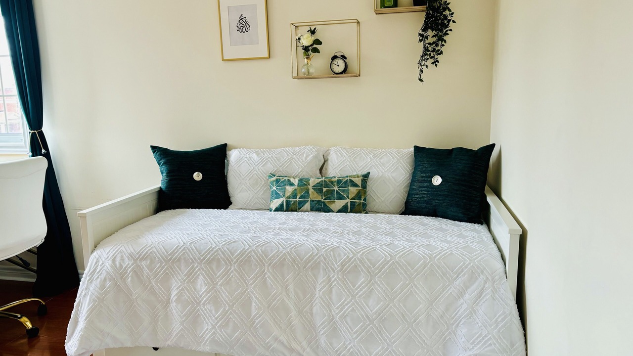Photo of Bedroom in Churchill Meadows