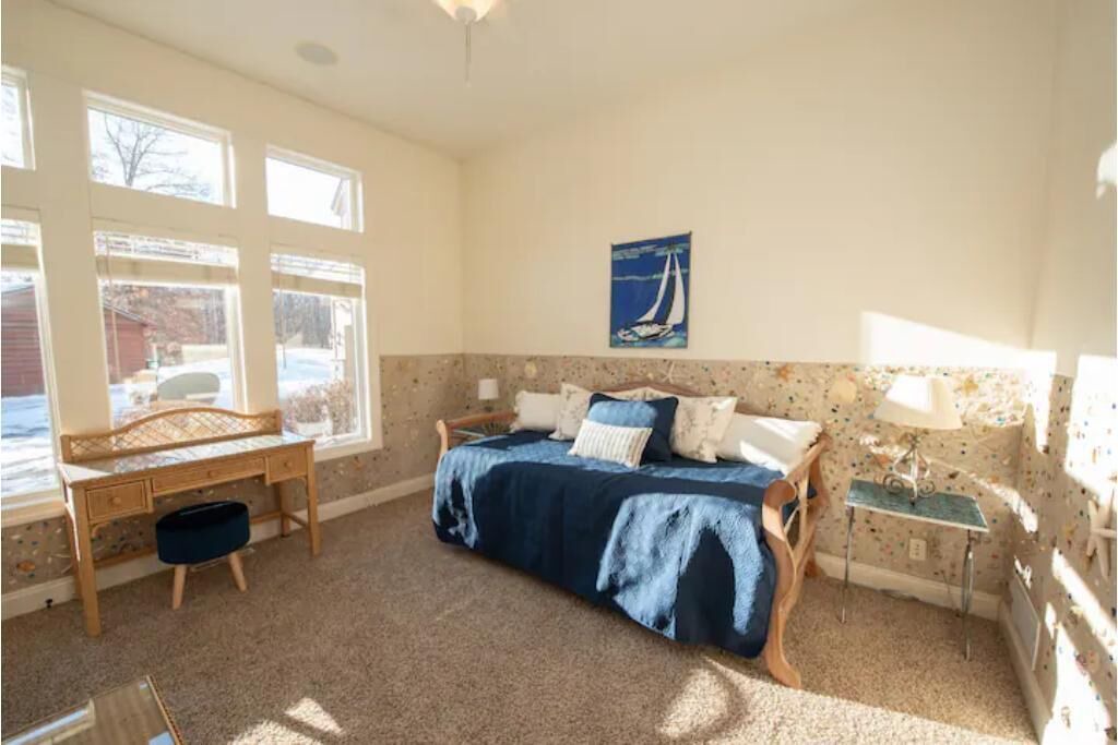 Photo of Bedroom in Blaine