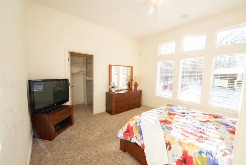 Photo of Bedroom in Blaine