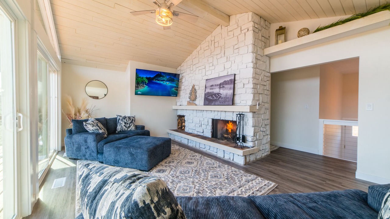 Photo of Livingroom in Saginaw