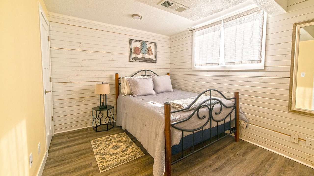Photo of Bedroom in Saginaw