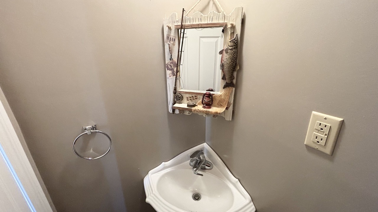 Photo of Bathroom in Normandale