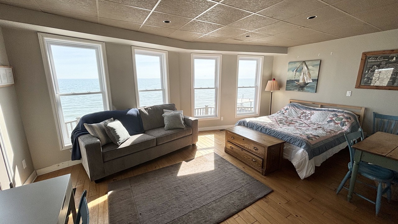Photo of Livingroom in Normandale