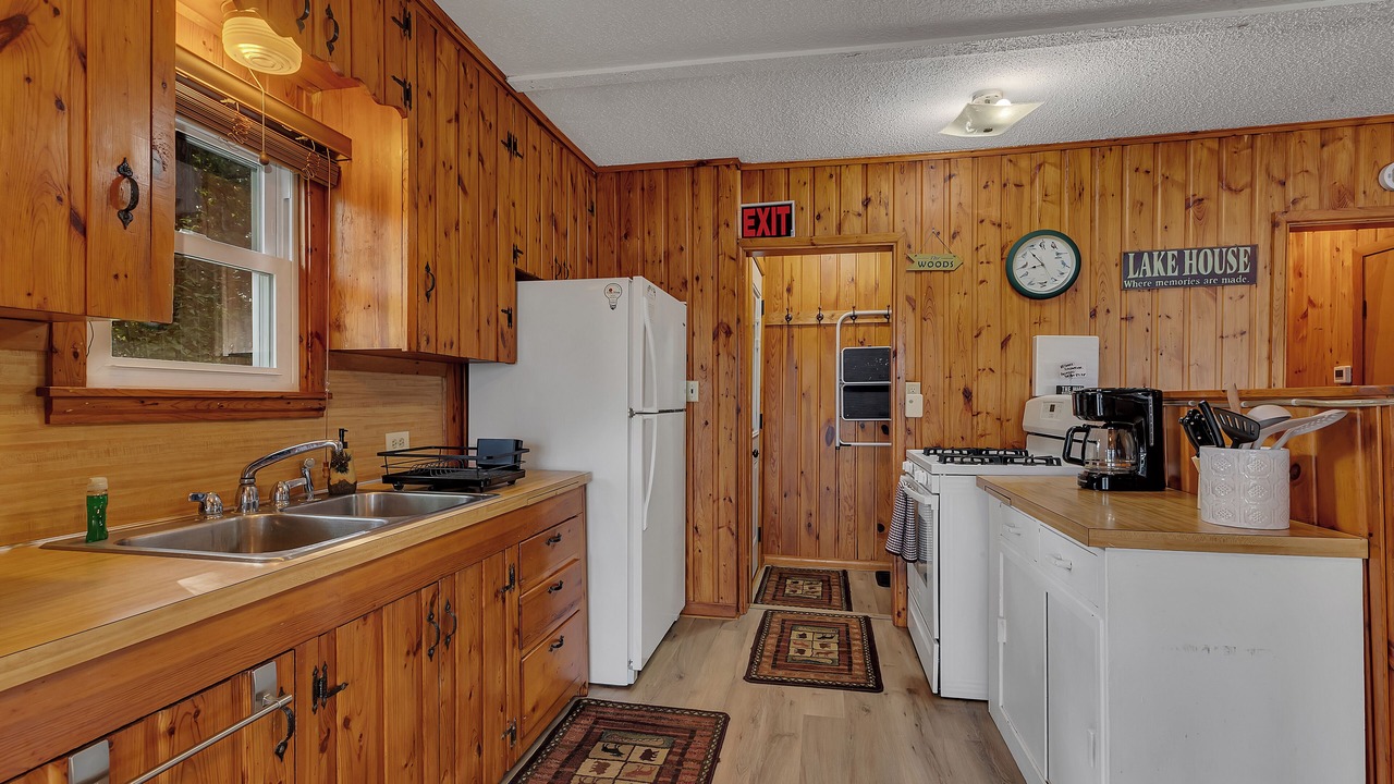 Photo of Kitchen in Crosslake