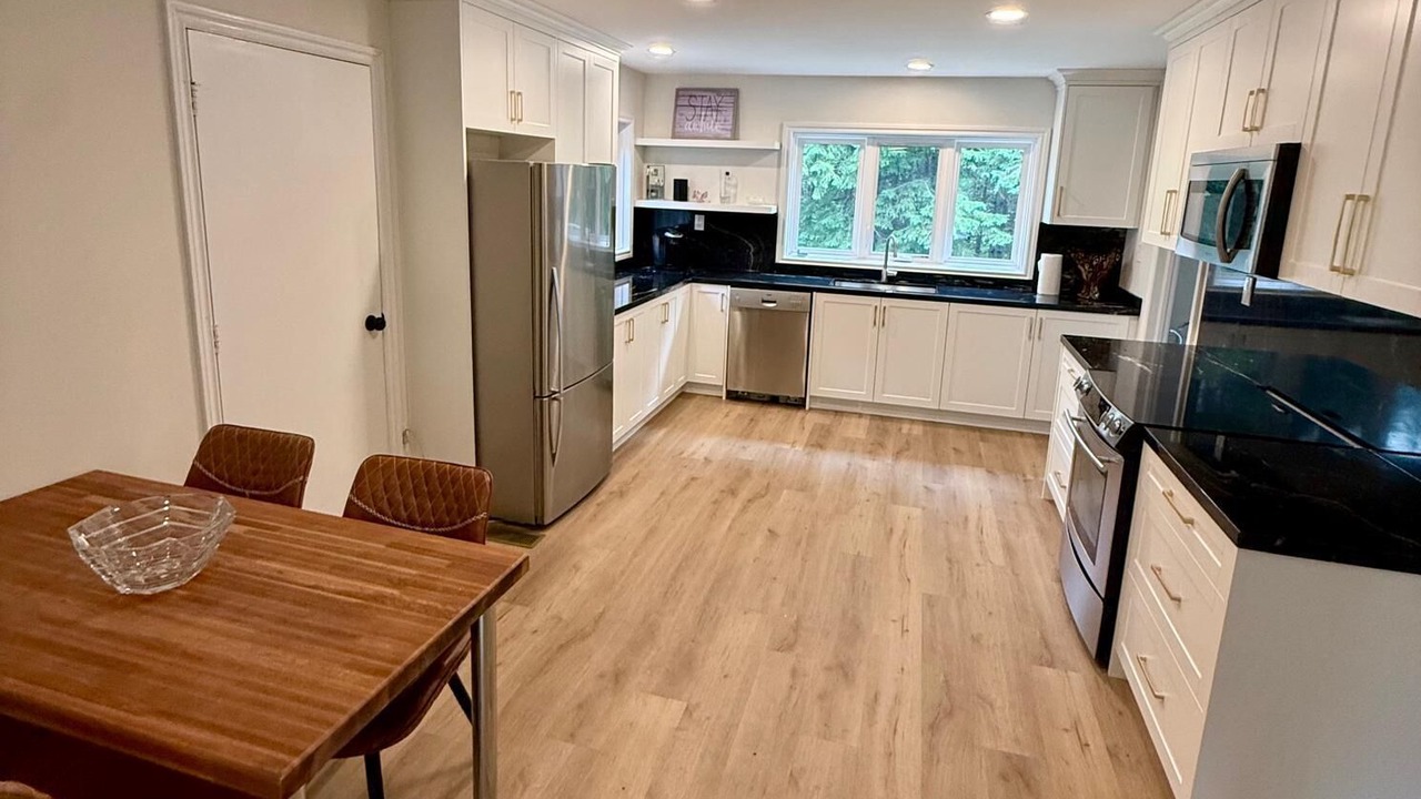 Photo of Kitchen in King