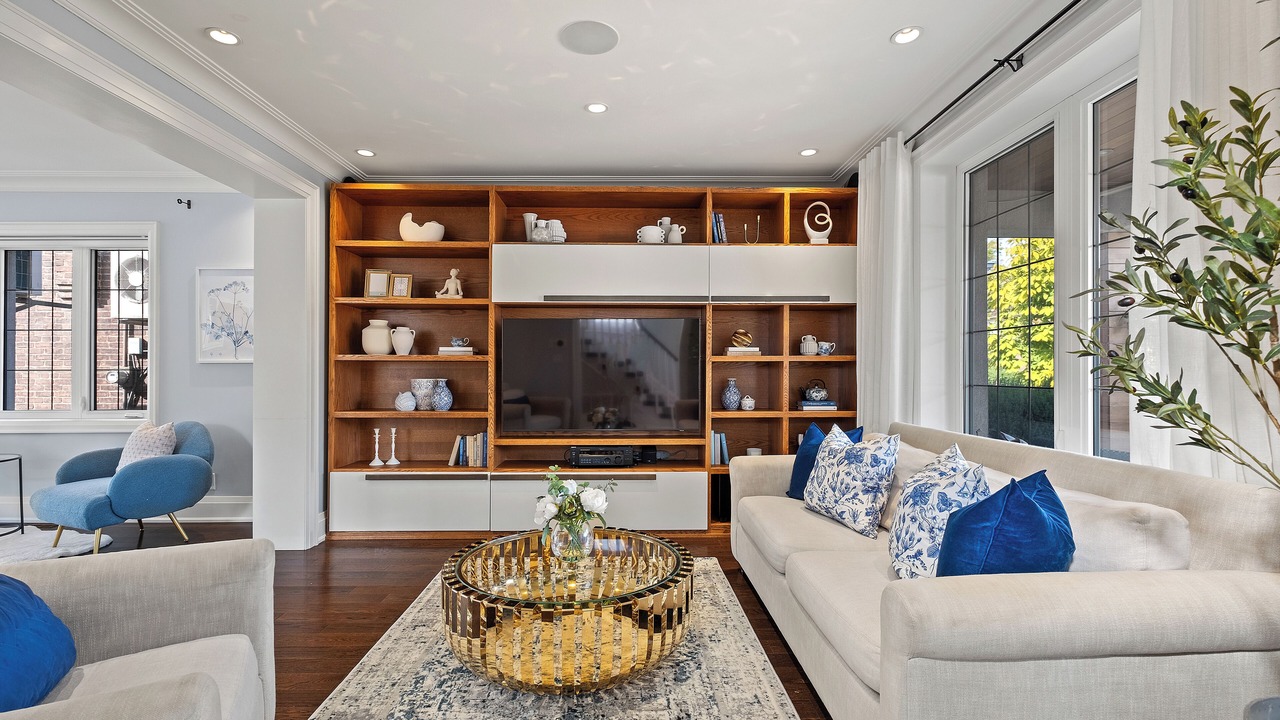 Photo of Livingroom in East York