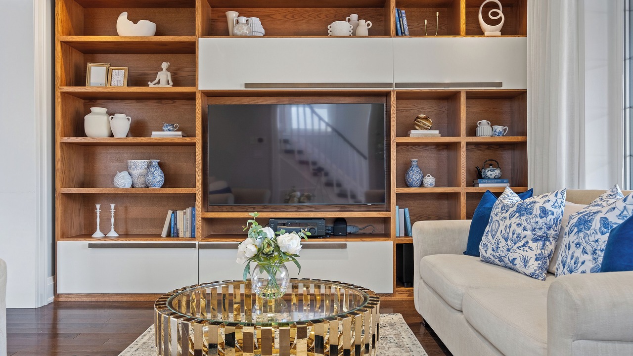 Photo of Livingroom in East York