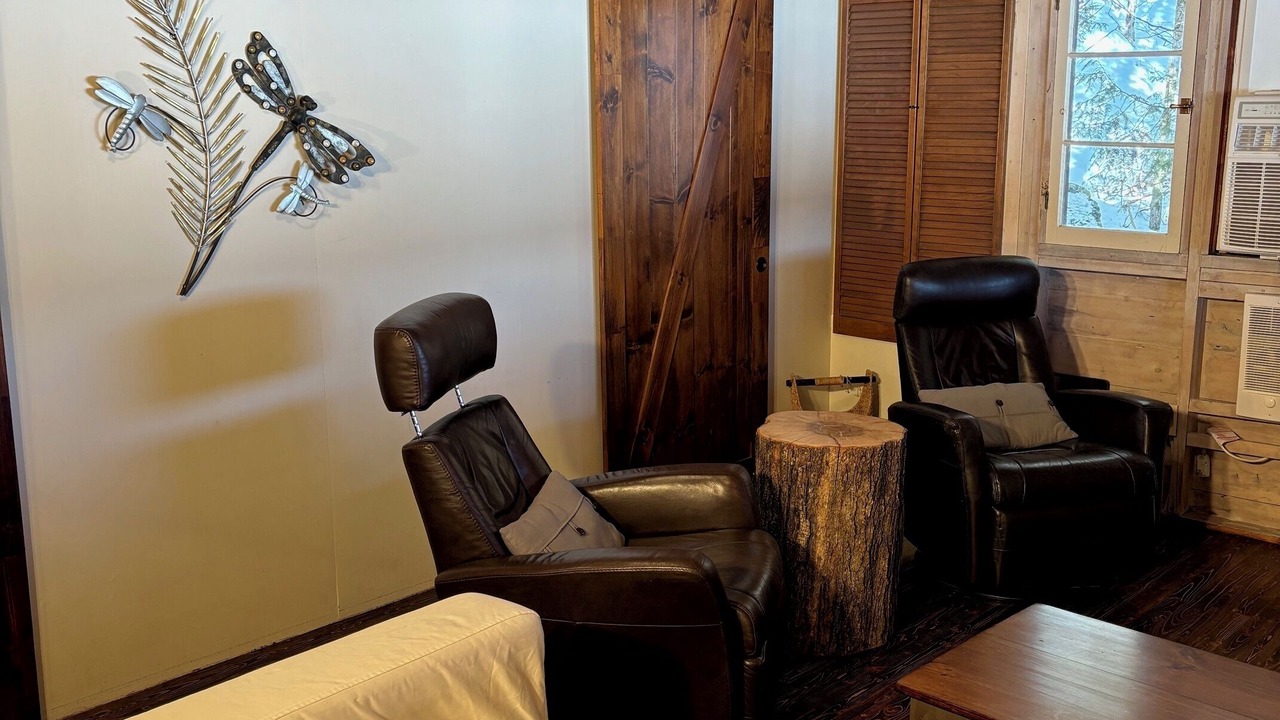 Photo of Livingroom in Minden Hills