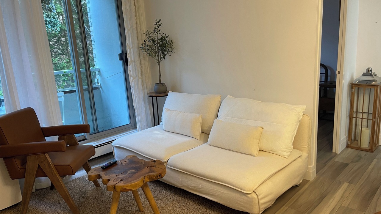 Photo of Livingroom in Forest Hill South