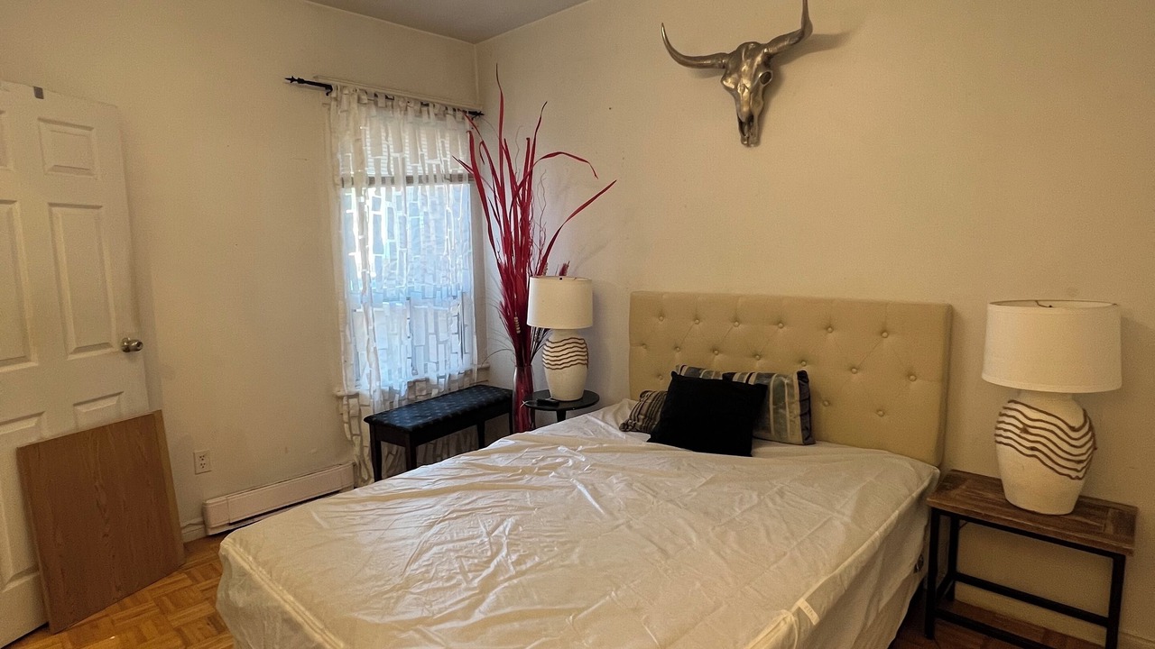 Photo of Bedroom in The Beaches