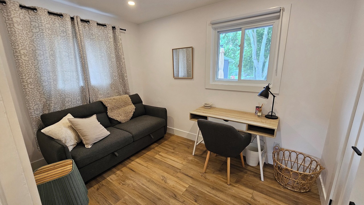 Photo of Livingroom in Cannifton