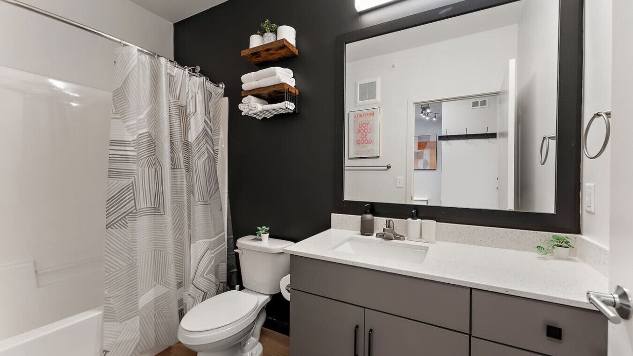 Photo of Bathroom in Downtown Minneapolis