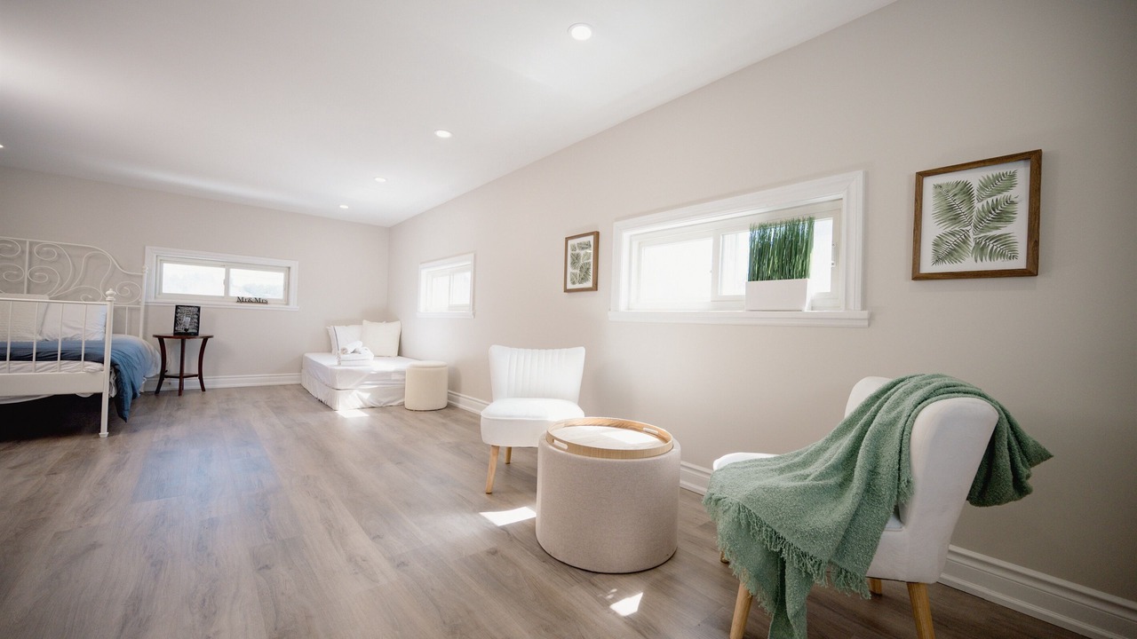 Photo of Bedroom in Whitney