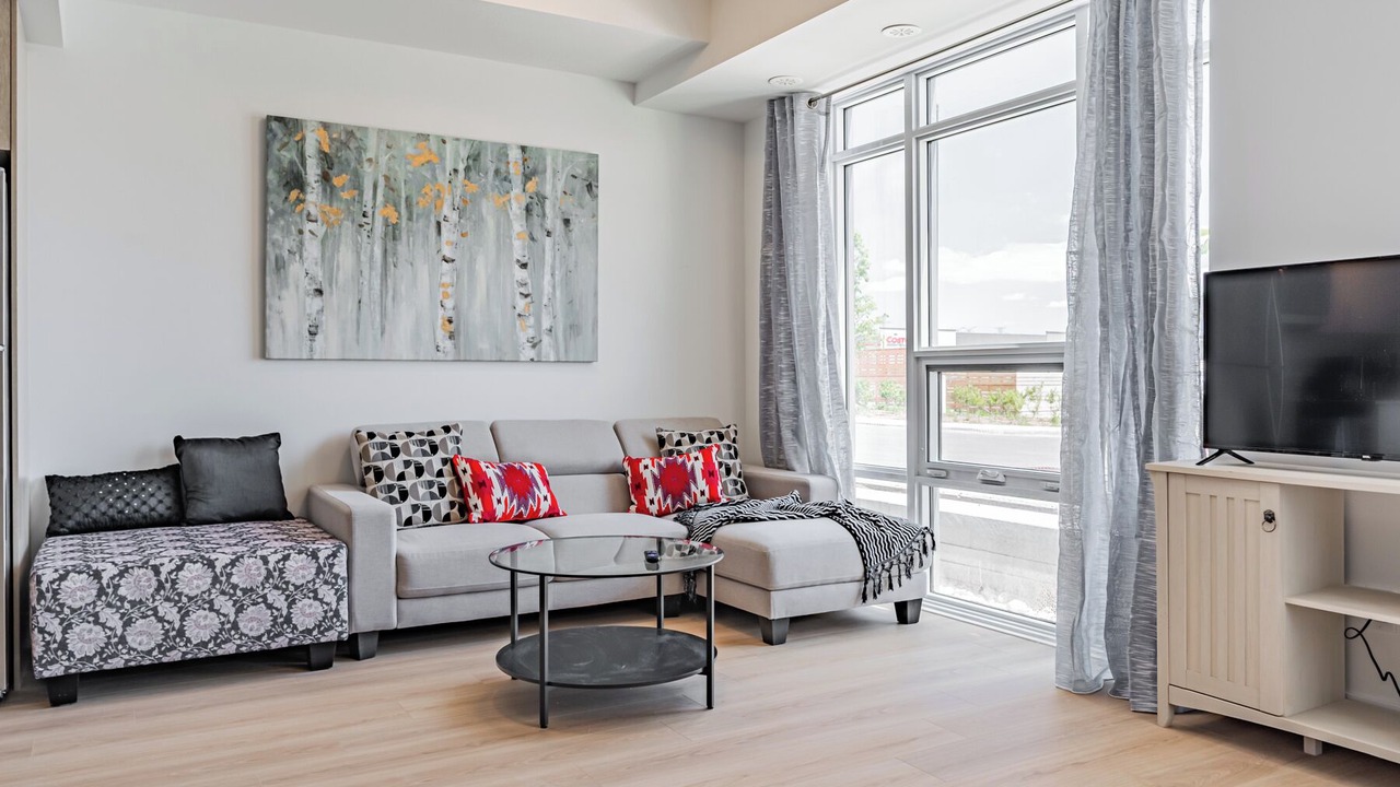 Photo of Livingroom in Durham Region