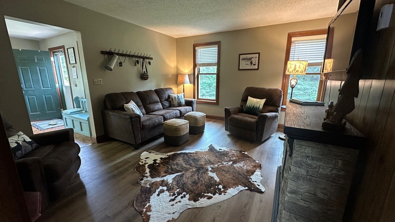 Photo of Livingroom in Redwood County