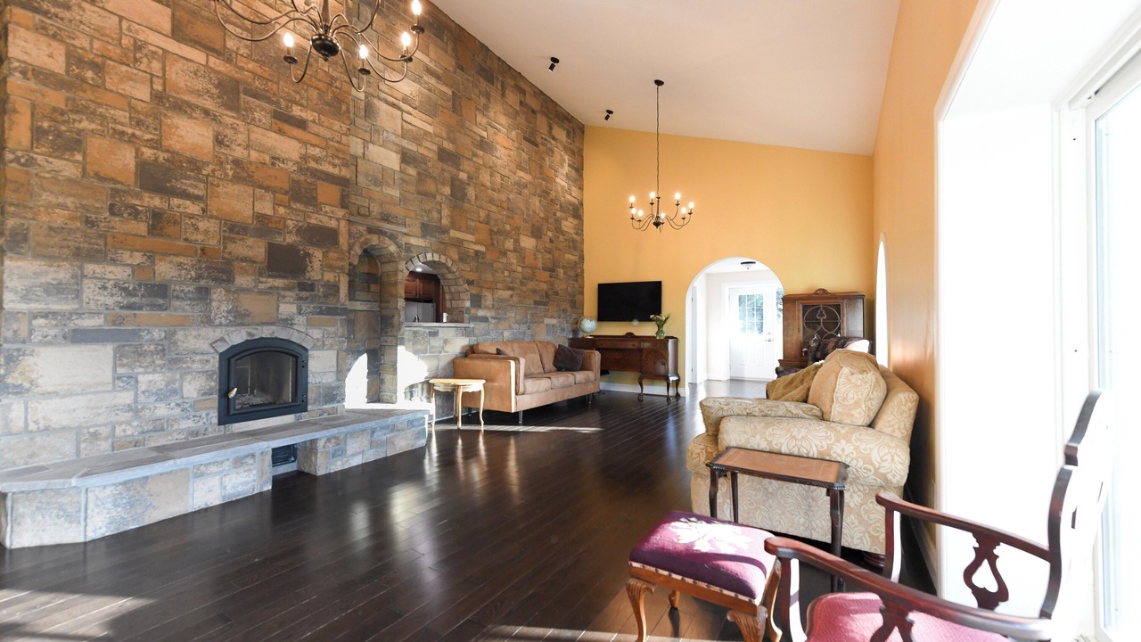 Photo of Livingroom in Purdy