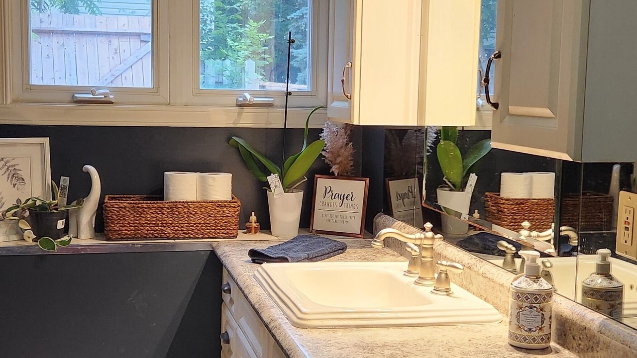 Photo of Bathroom in Brockville