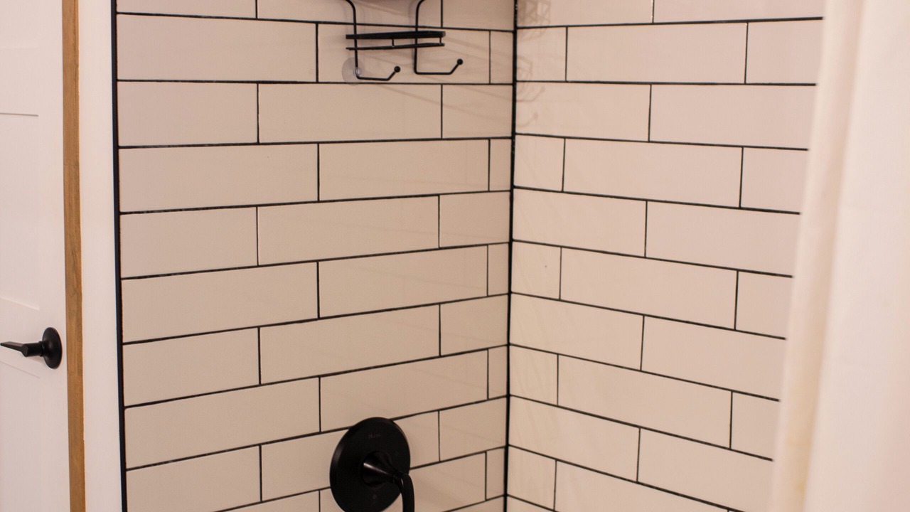 Photo of Bathroom in Dysart et al