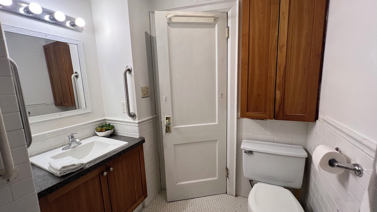 Photo of Bathroom in The Beaches
