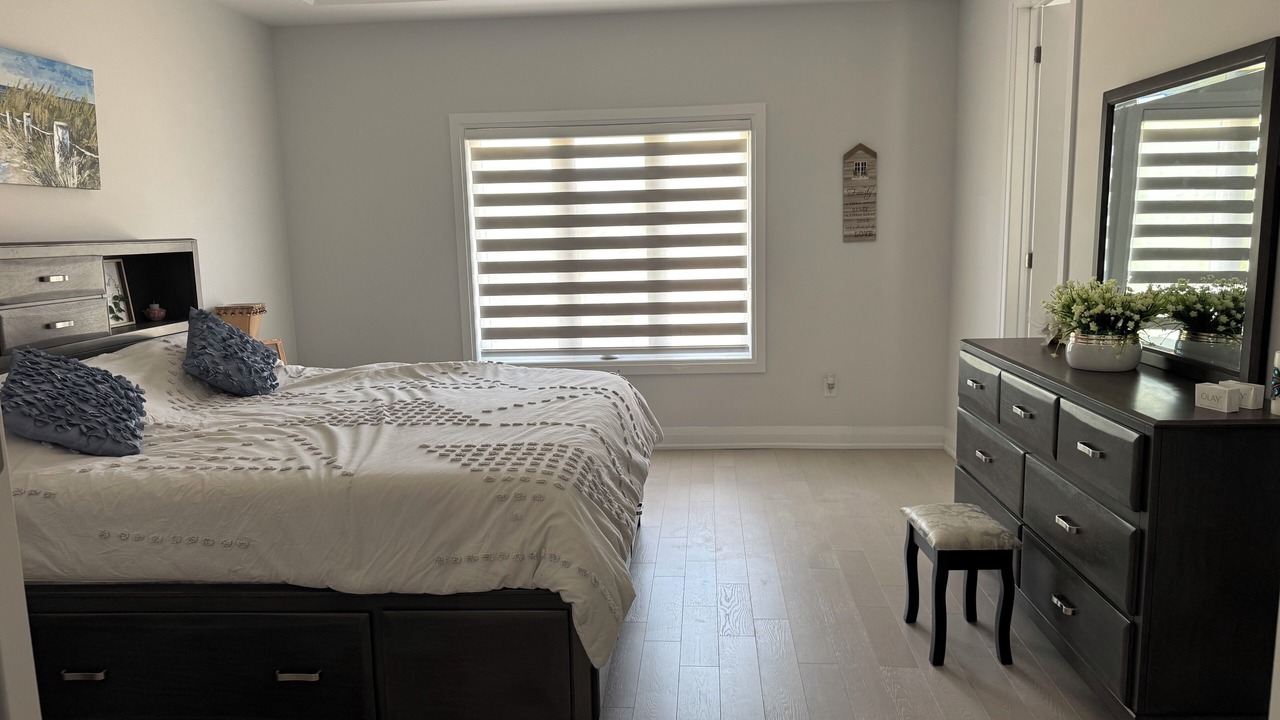 Photo of Bedroom in Richmond Hill