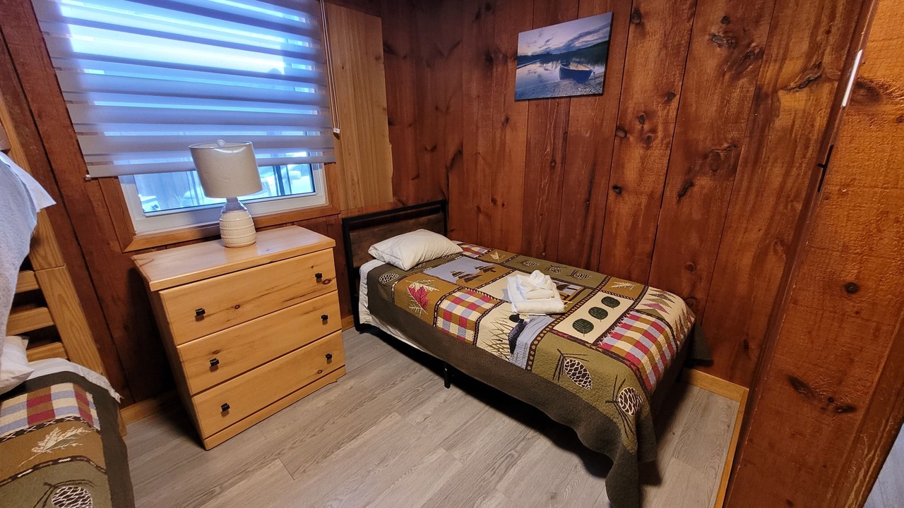 Photo of Bedroom in Petawawa