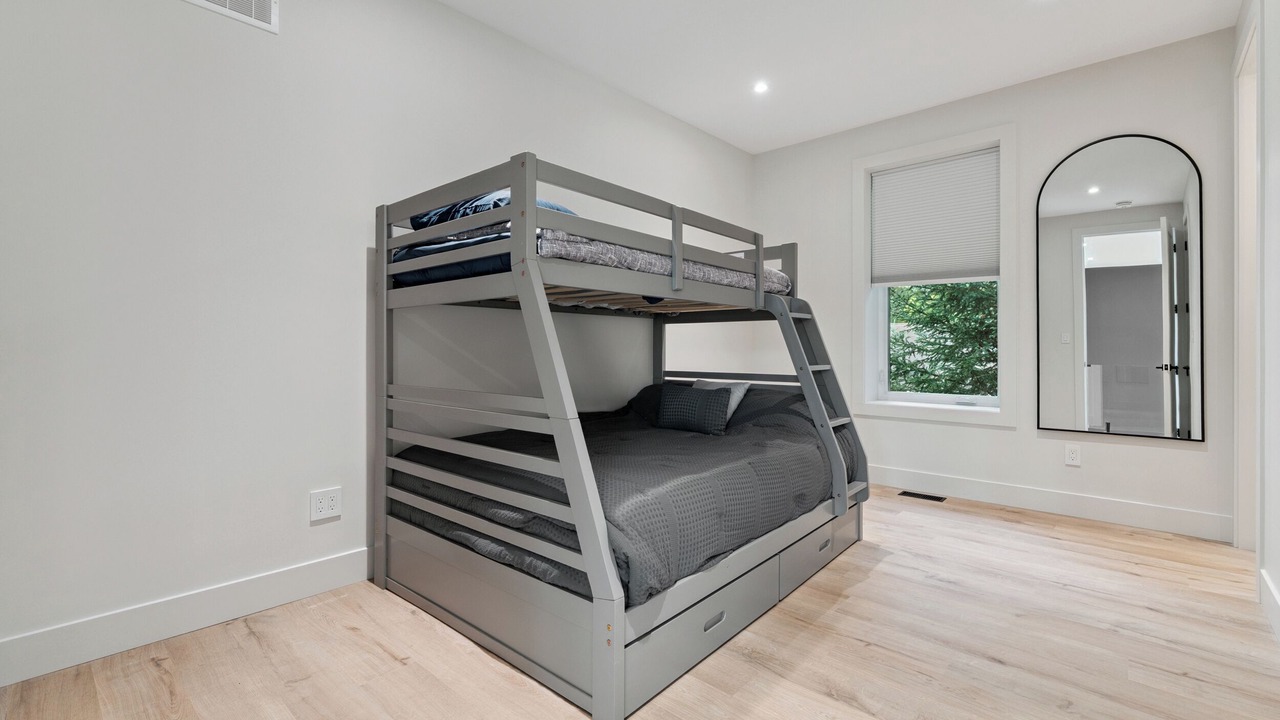 Photo of Bedroom in Bracebridge