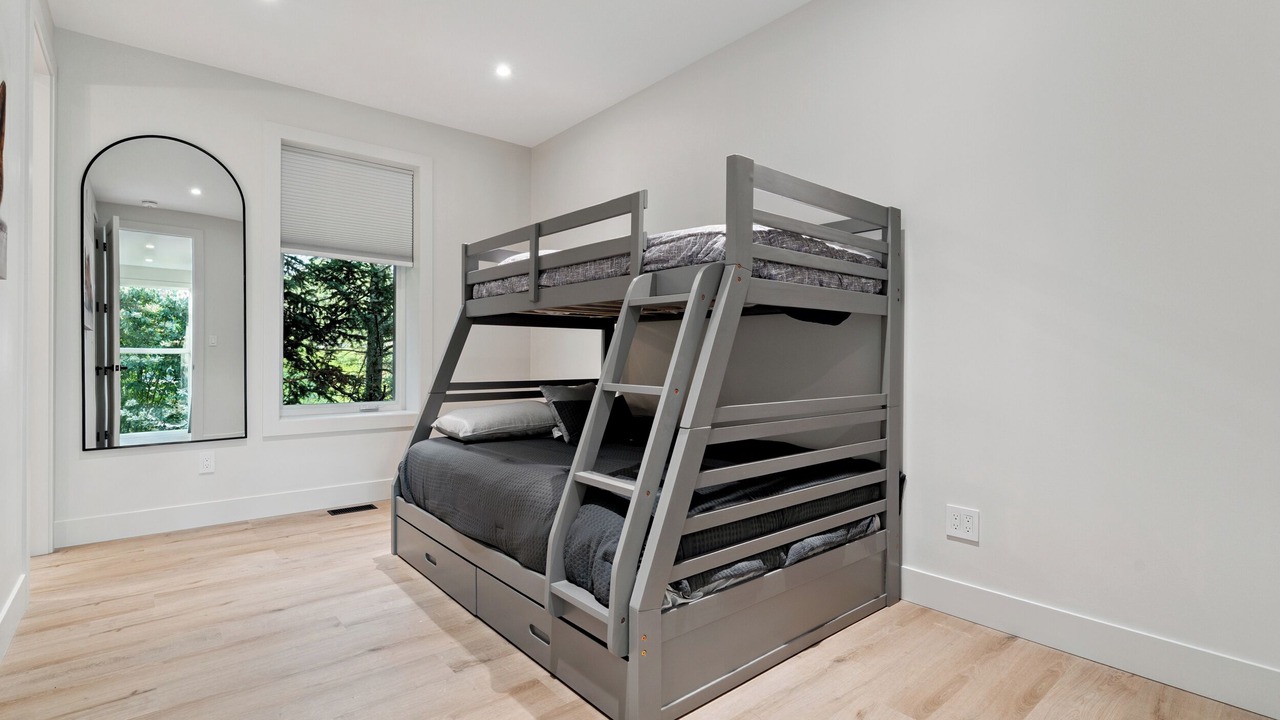 Photo of Bedroom in Bracebridge