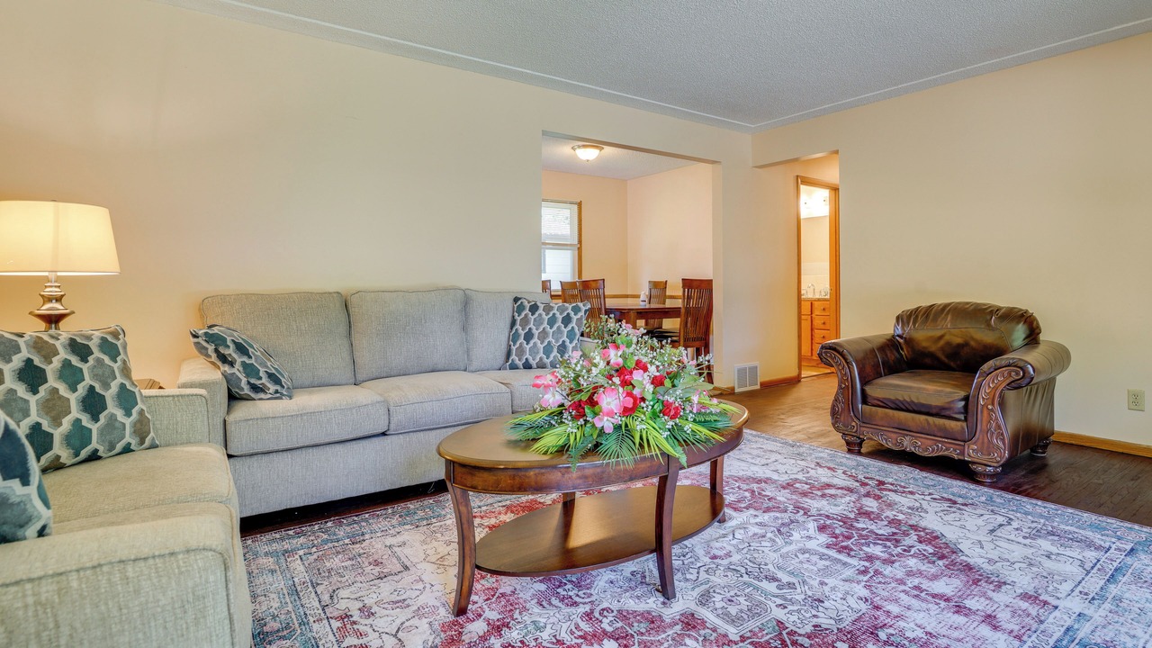 Photo of Livingroom in Brooklyn Center
