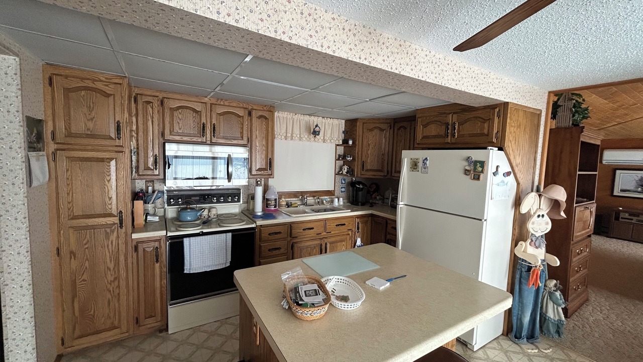 Photo of Kitchen in Sturgeon Lake