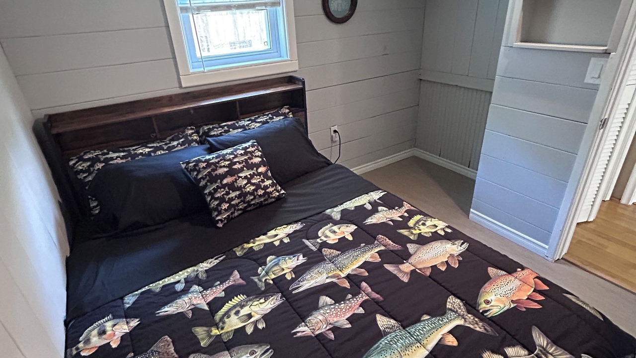 Photo of Bedroom in Chatham-Kent