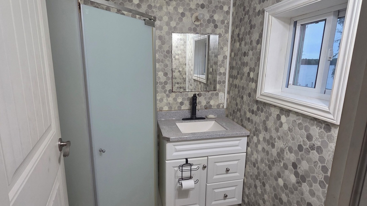 Photo of Bathroom in Rideau Lakes