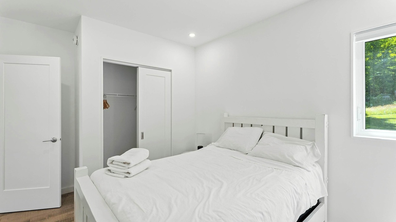 Photo of Bedroom in Perry