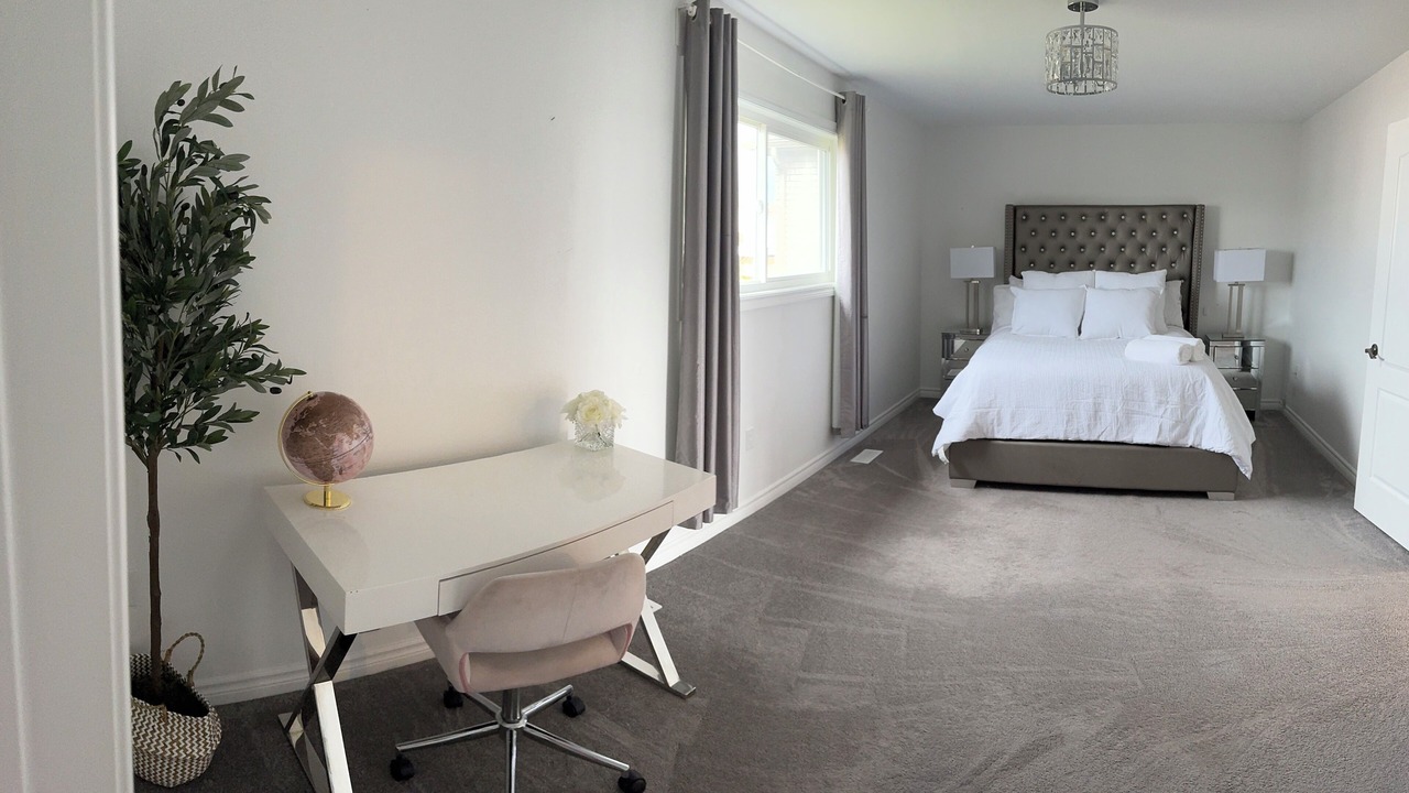 Photo of Bedroom in Durham Region