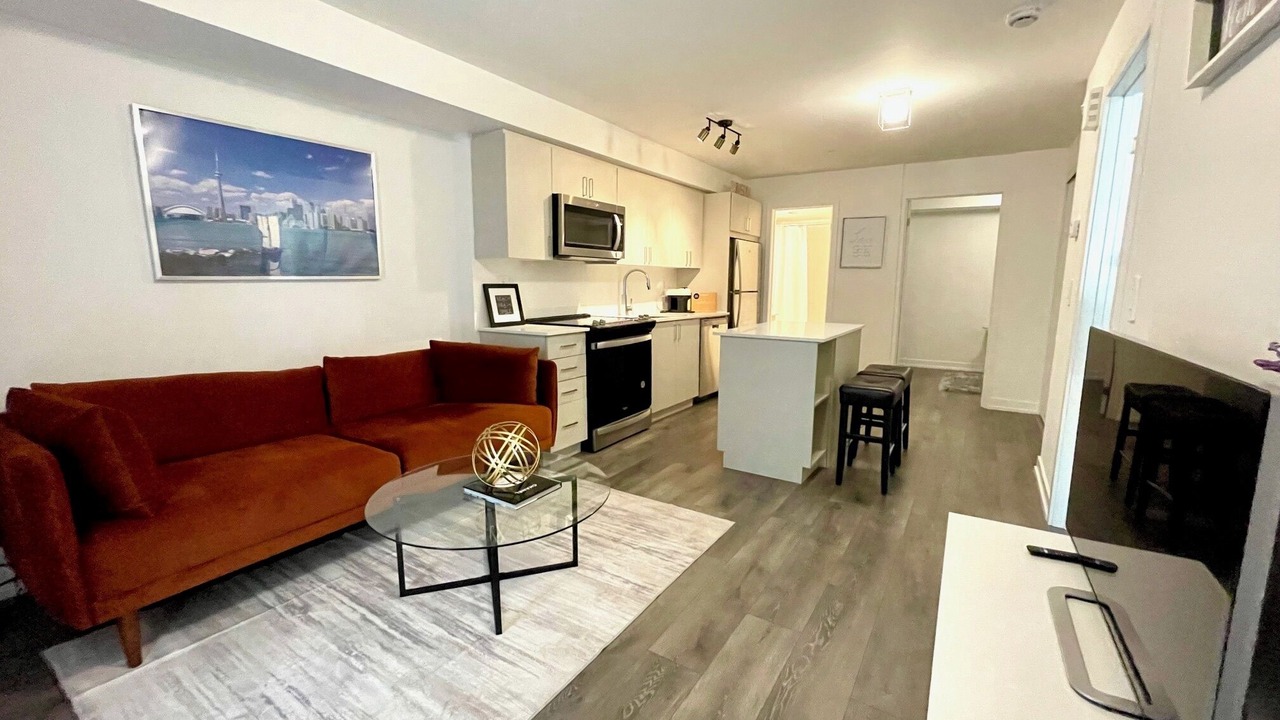 Photo of Livingroom in Clairlea