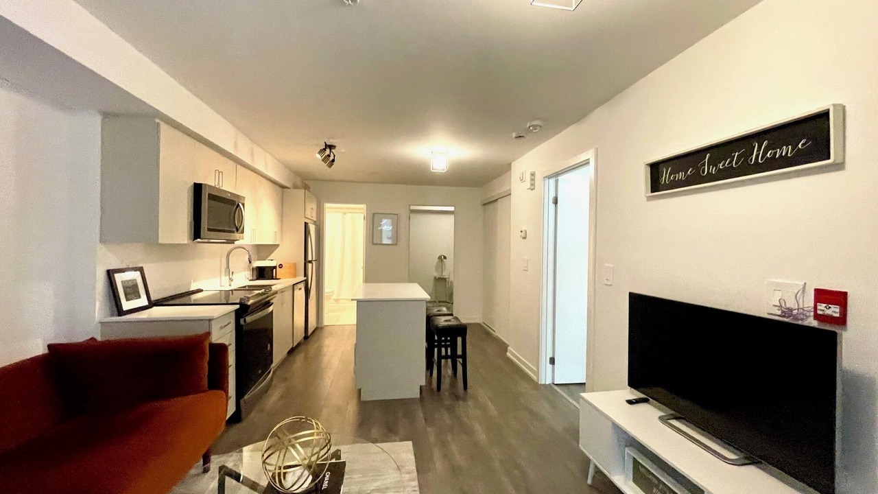 Photo of Livingroom in Clairlea