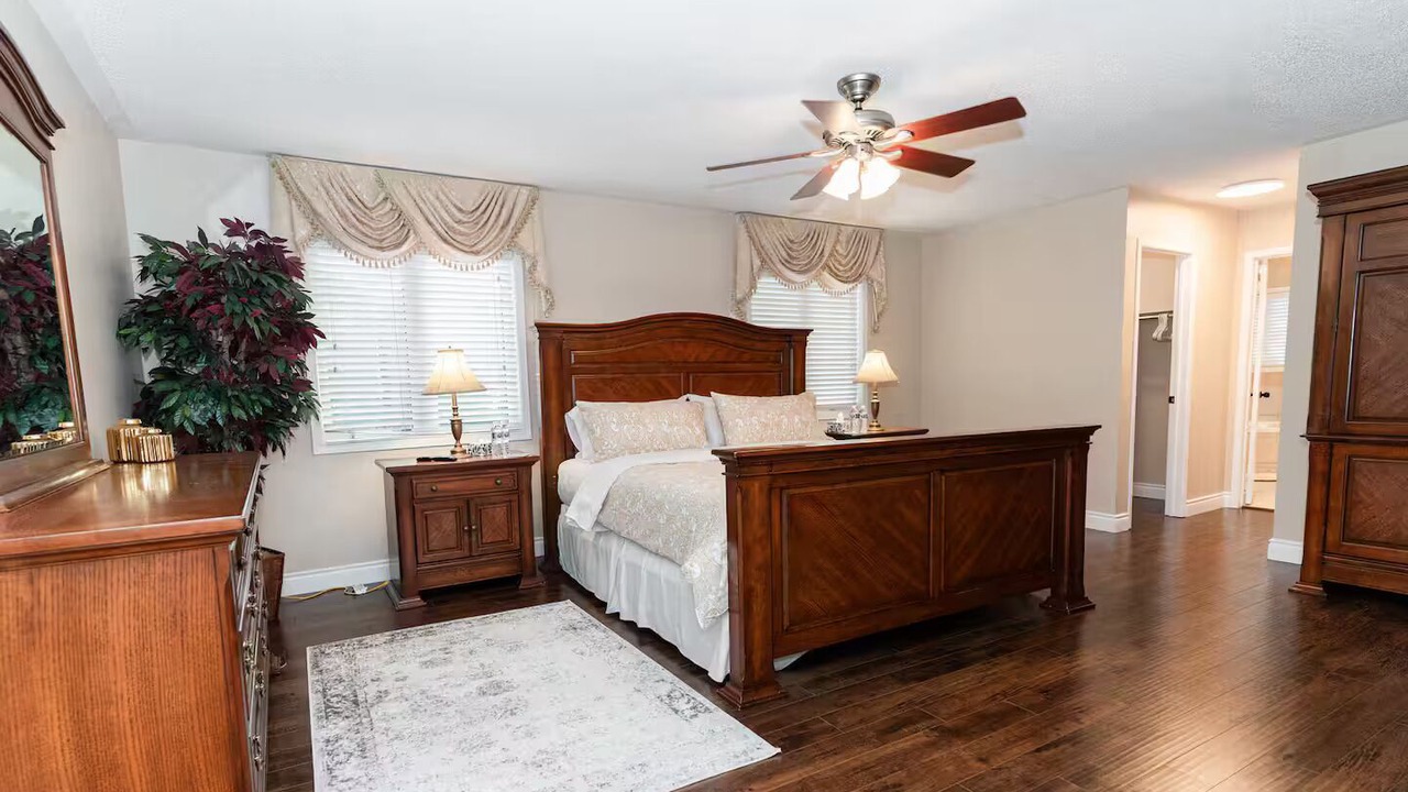 Photo of Bedroom in Hurontario