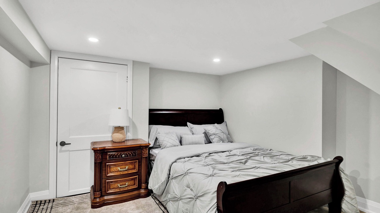 Photo of Bedroom in Caledon