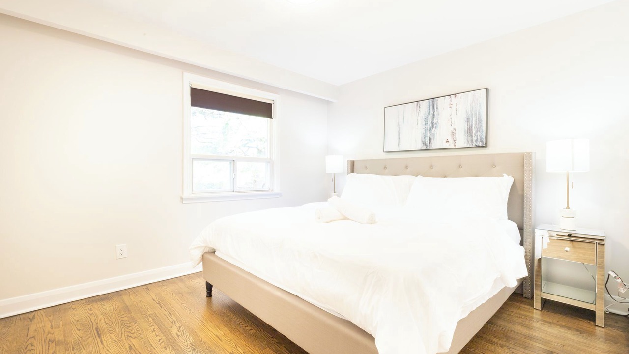 Photo of Bedroom in Thornhill