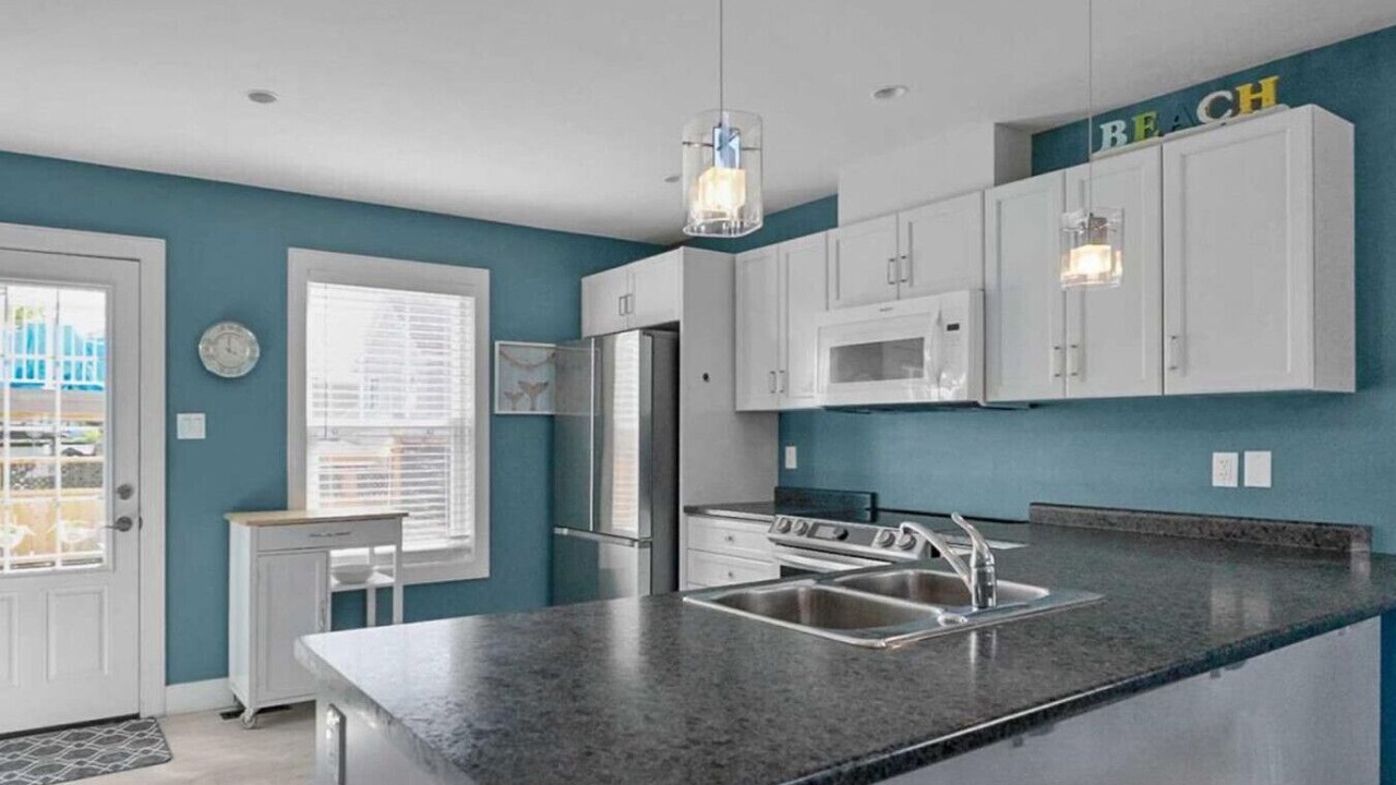 Photo of Kitchen in Grand Bend