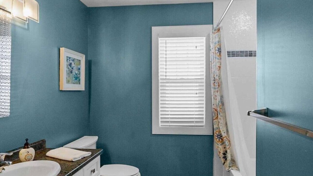 Photo of Bathroom in Grand Bend