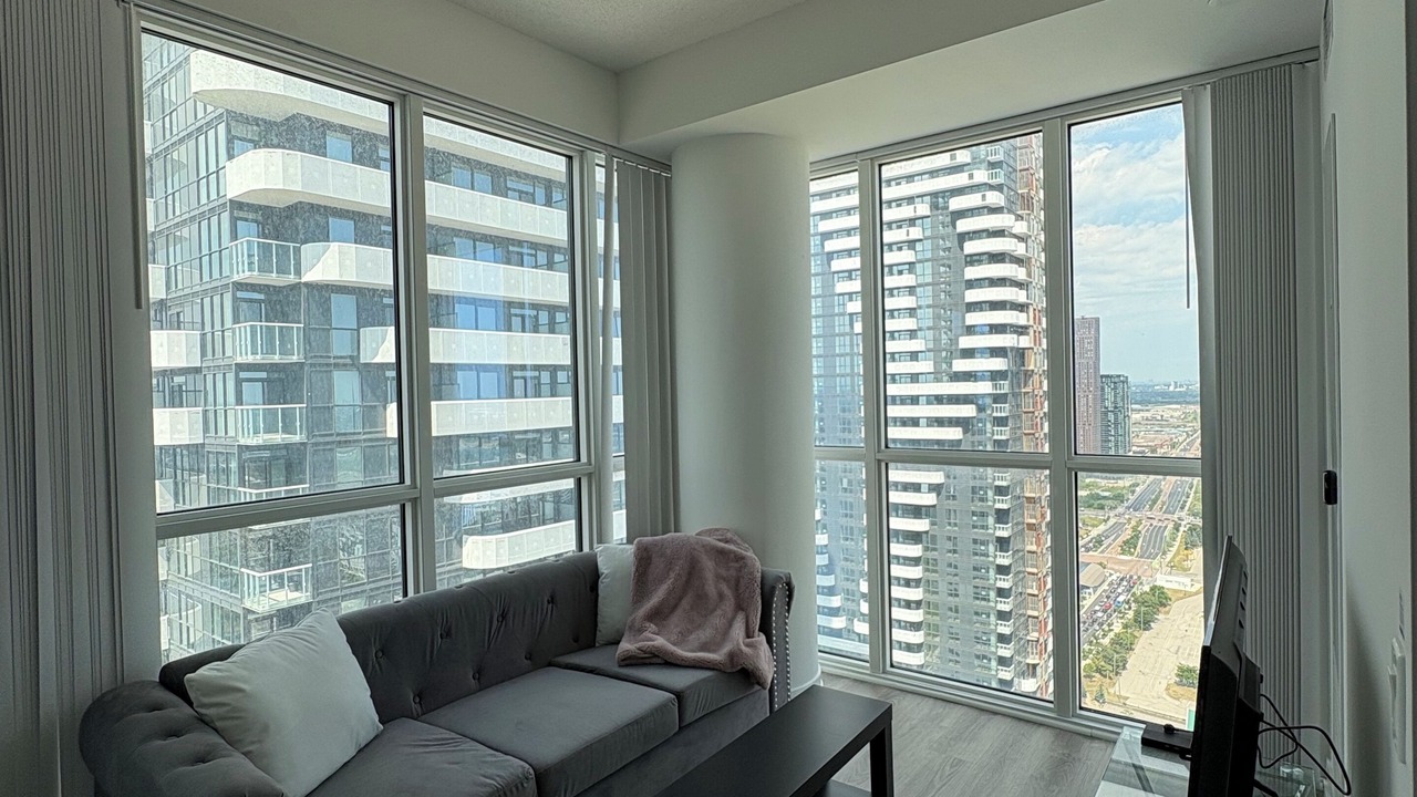 Photo of Livingroom in Vaughan