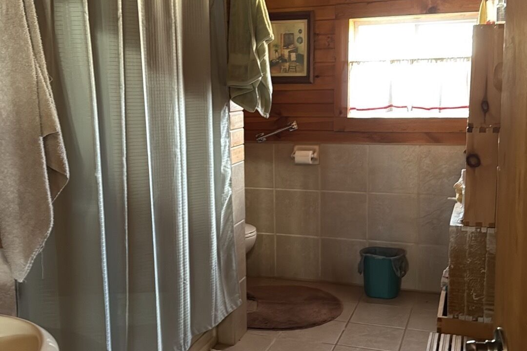 Photo of Bathroom in Hackensack