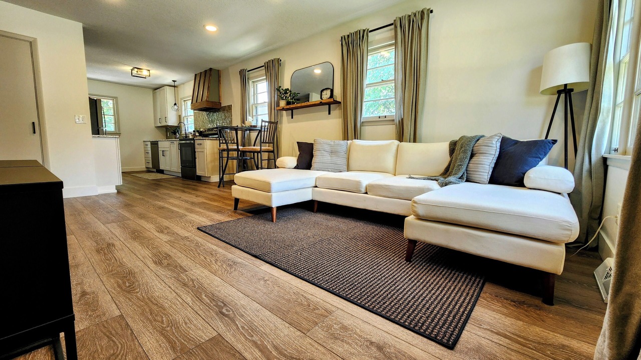Photo of Livingroom in Rochester