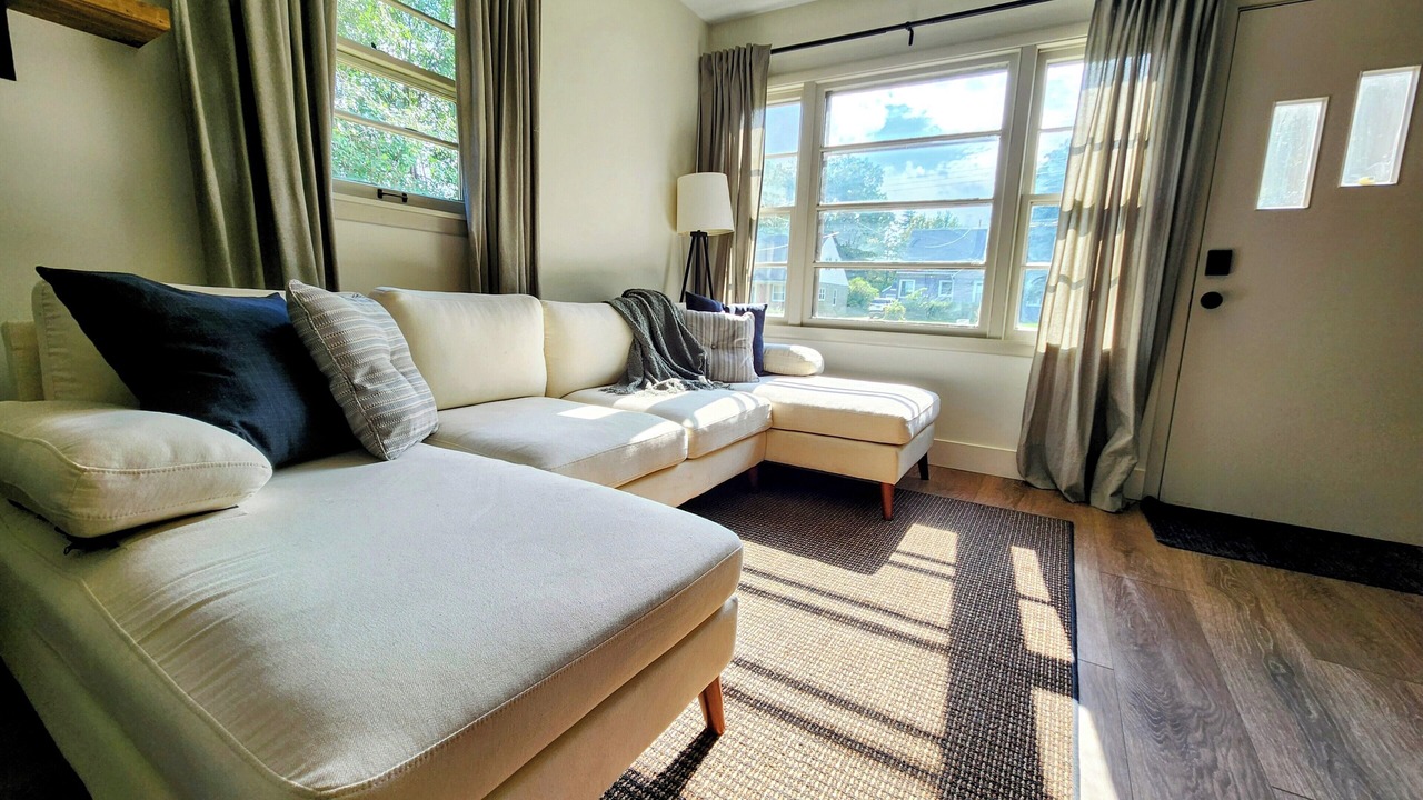 Photo of Livingroom in Rochester
