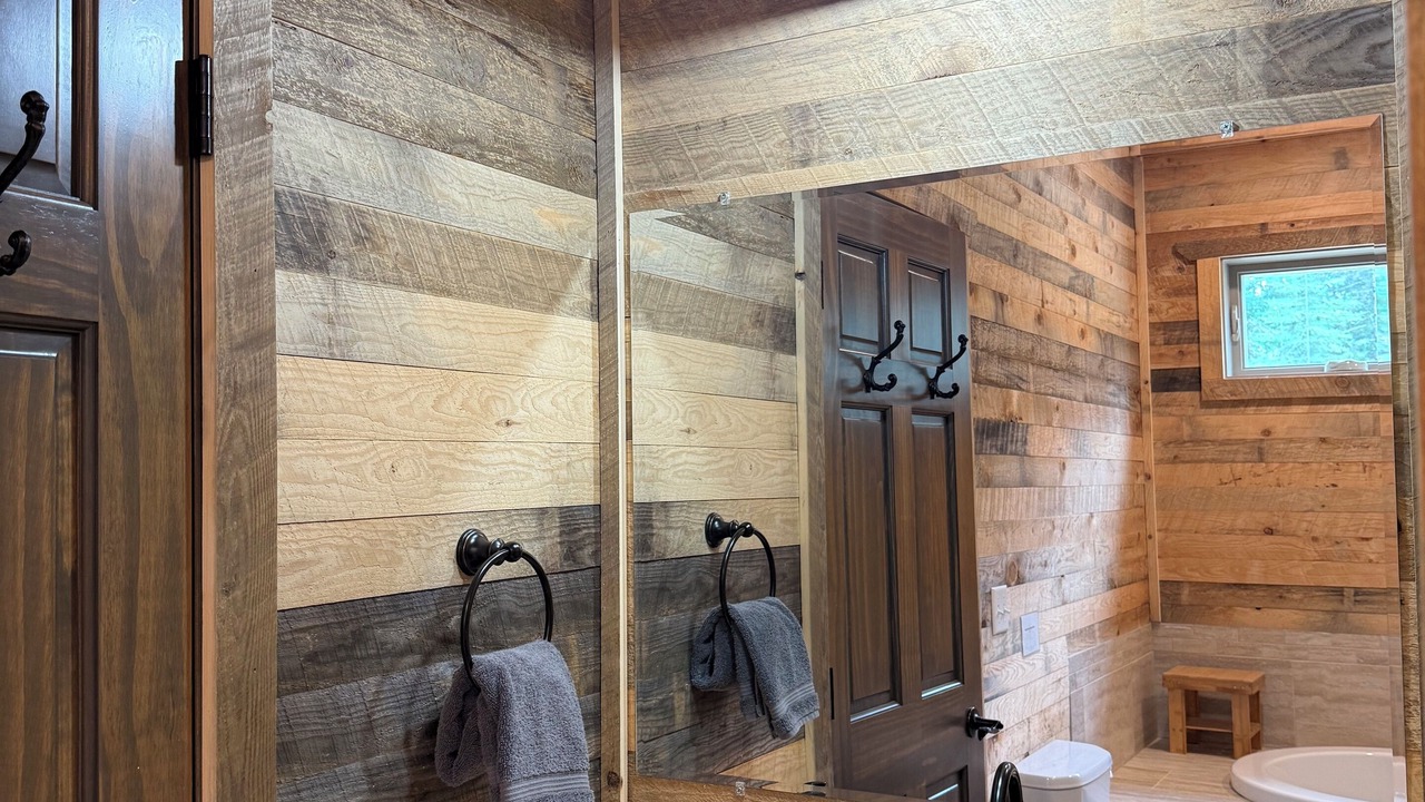 Photo of Bathroom in Crane Lake