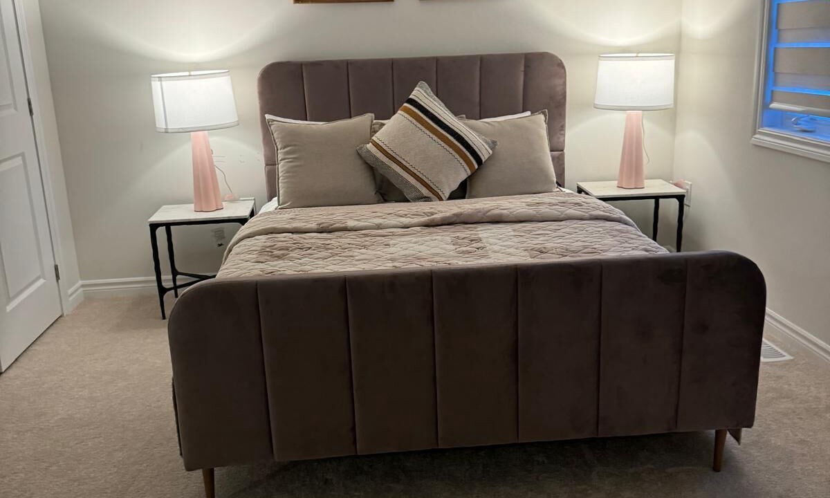 Photo of Bedroom in Gravenhurst