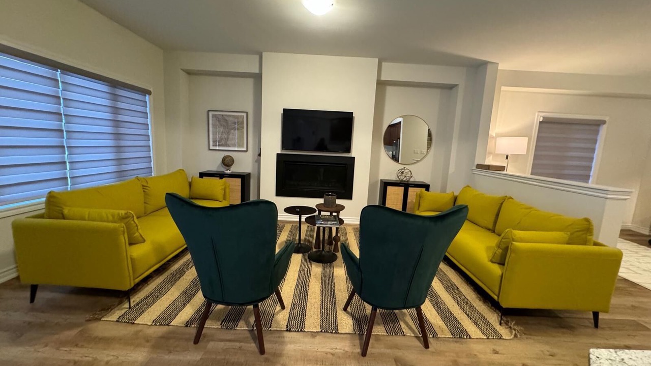 Photo of Livingroom in Gravenhurst