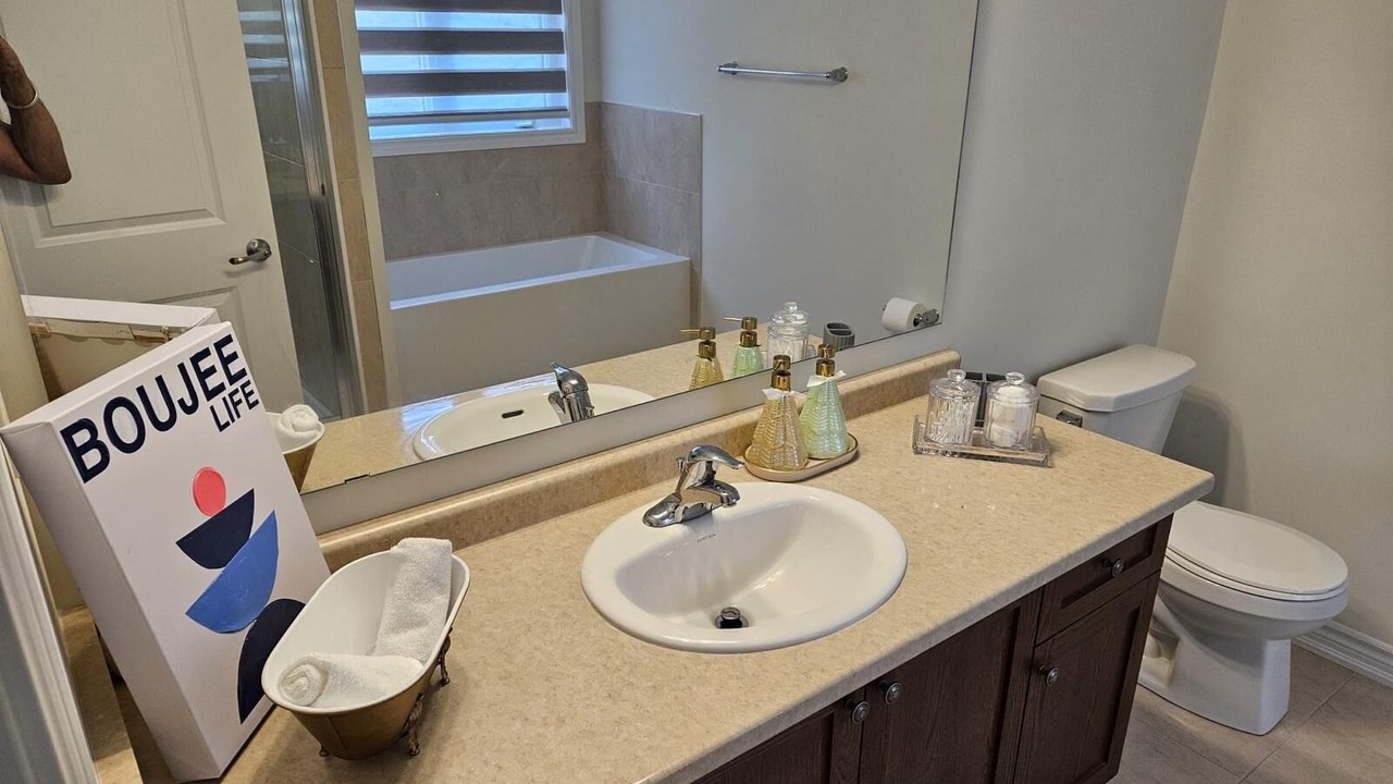 Photo of Bathroom in Gravenhurst
