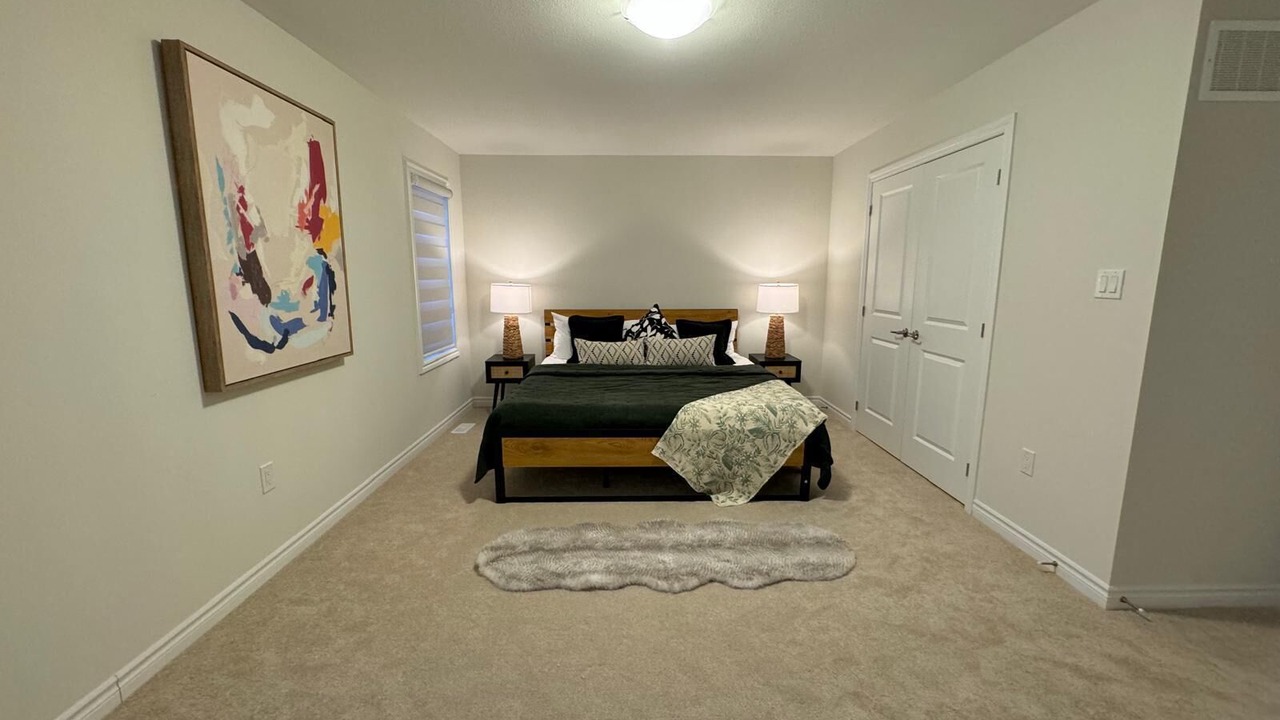 Photo of Bedroom in Gravenhurst