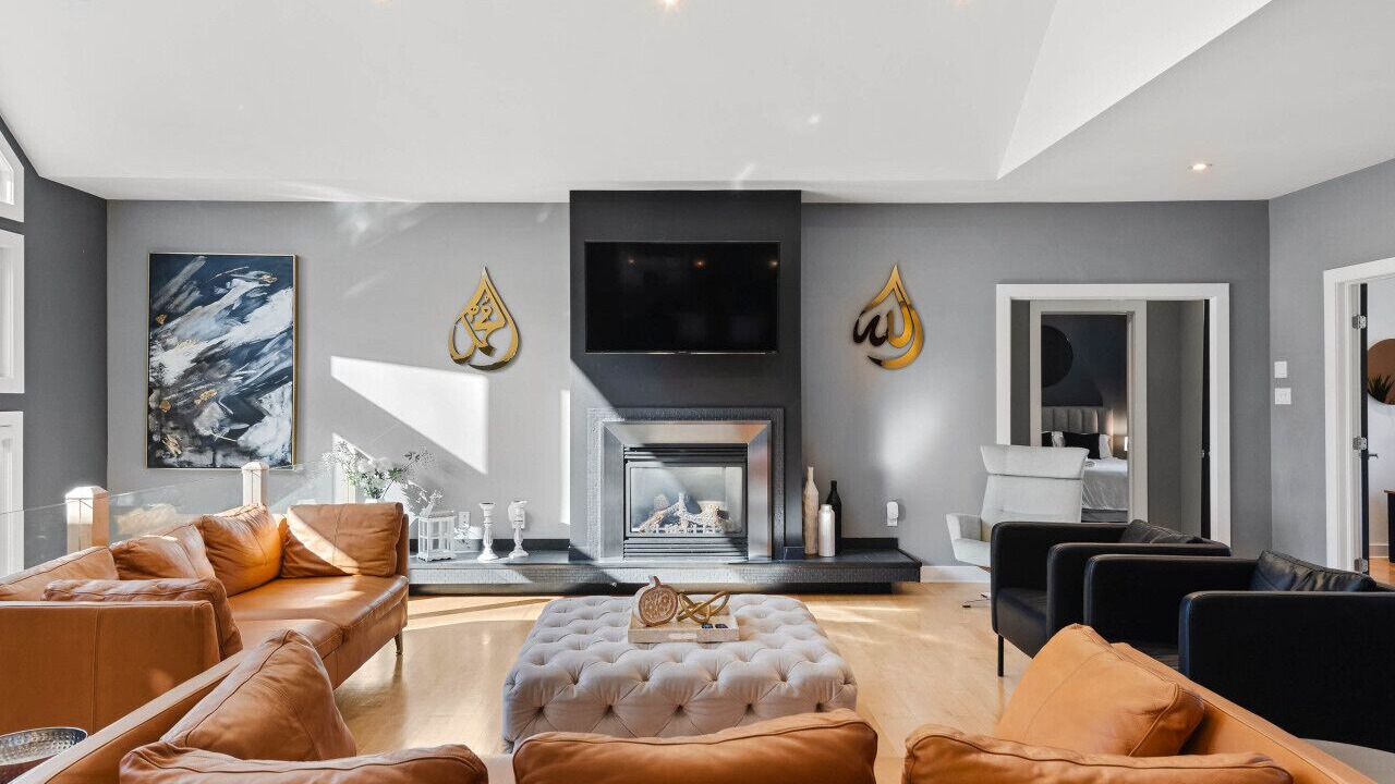 Photo of Livingroom in Ottawa Division